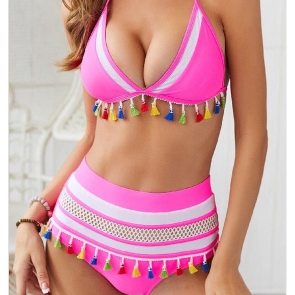 HP! NEW Fabulous Pink Tassel Crochet Bikini - Picture 2 of 3
